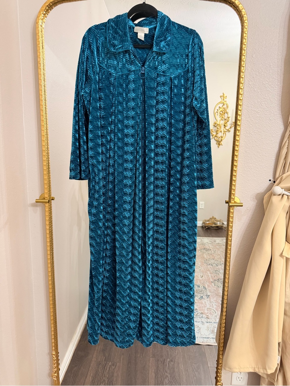 Cabernet Teal Patterned Zip-Front Long Robe